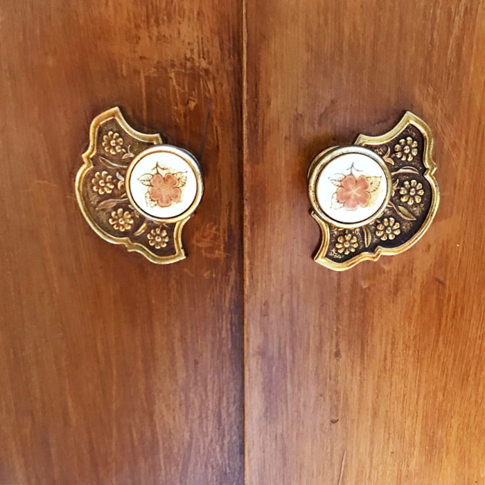 vintage knobs